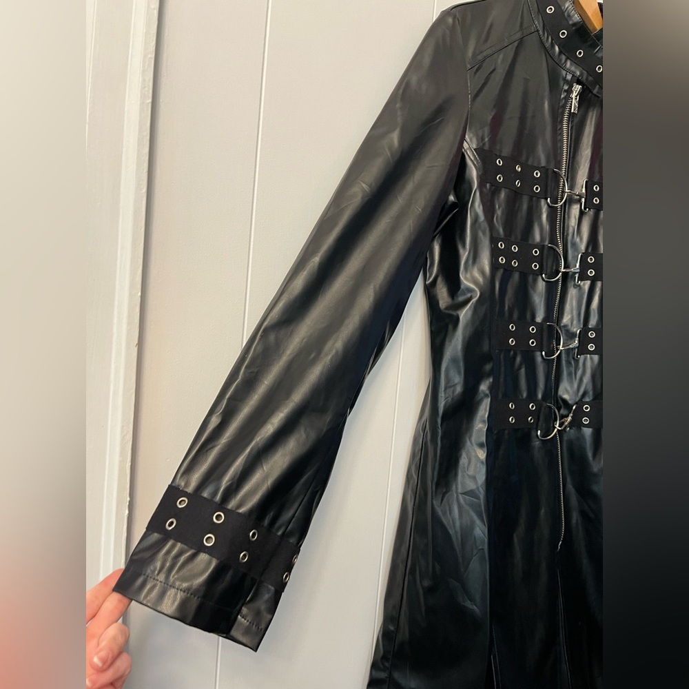 Vintage Tripp NYC Vinyl Faux Leather Trench Coat Goth Buckles Bondage Duster vtg - Picture 4 of 15